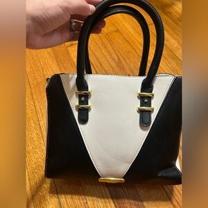 Steve Madden Black and White Purse Handles and Crossbody